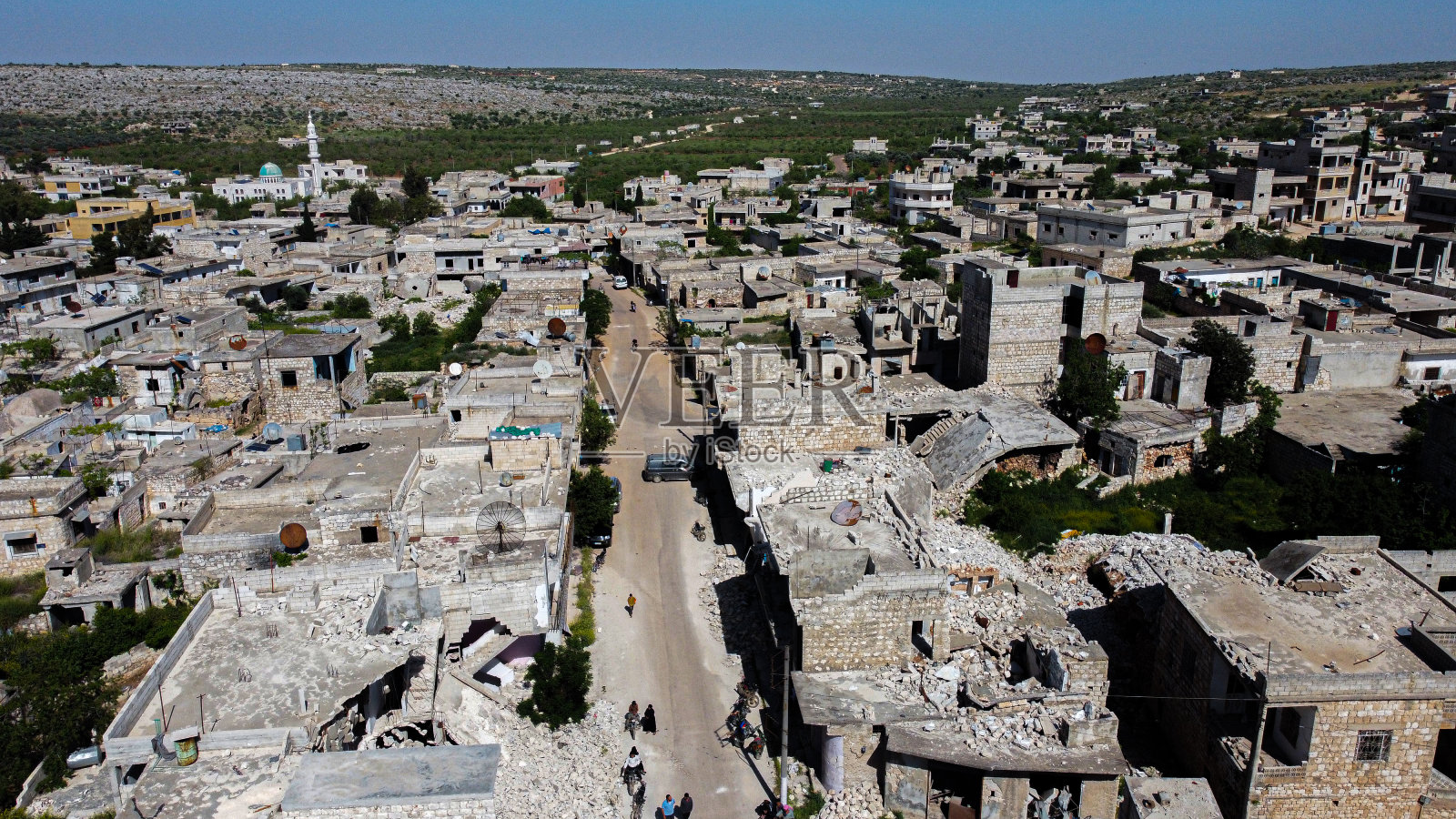 航空图像显示了伊德利卜地区南部阿西姆镇的破坏影响照片摄影图片