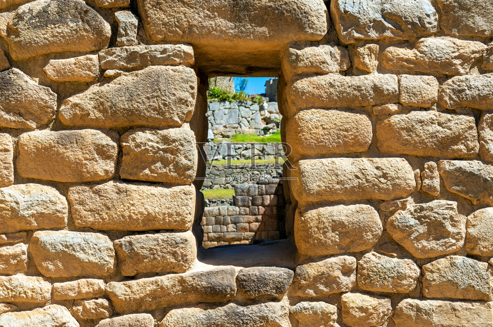 秘鲁马丘比丘的梯形印加窗照片摄影图片