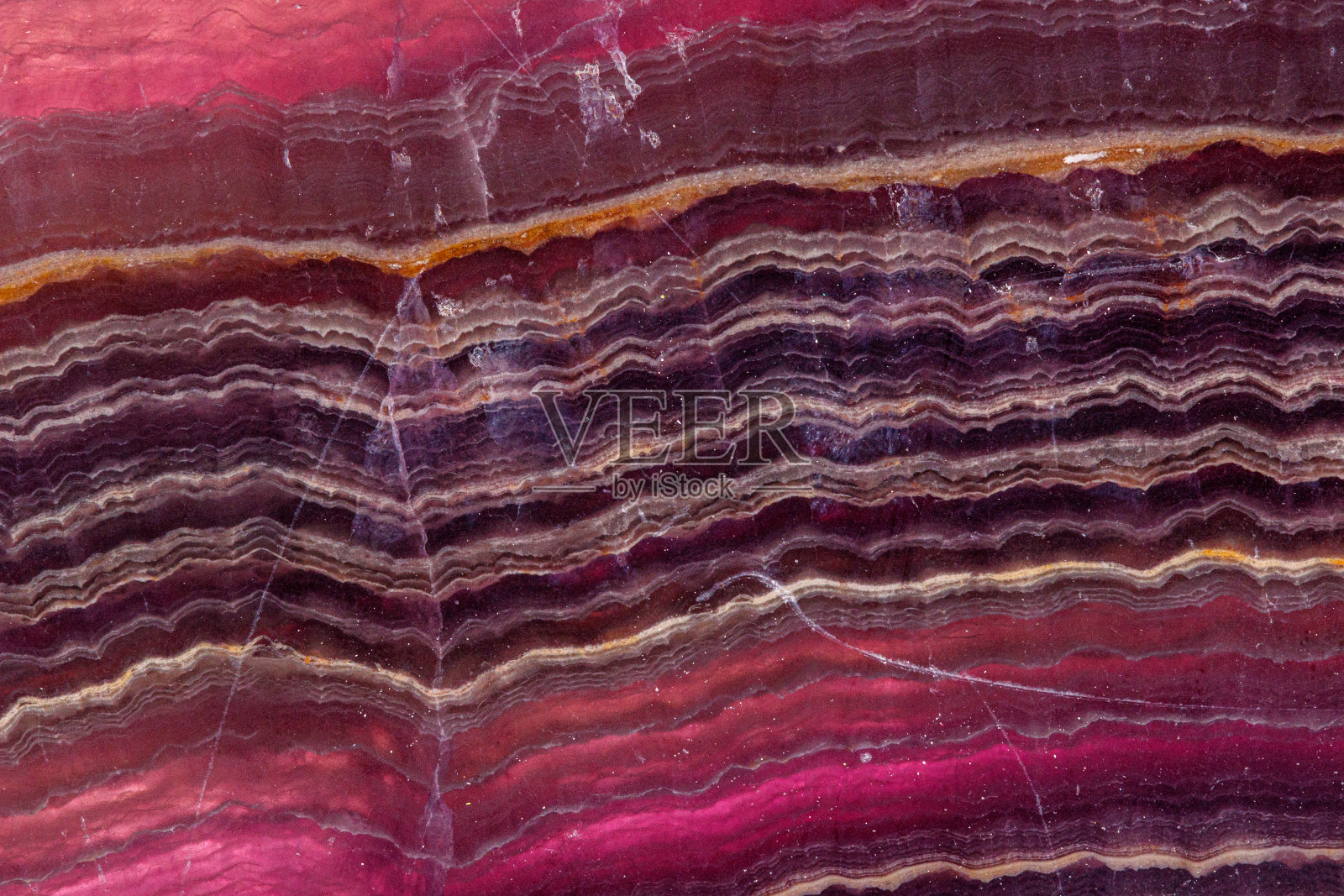 宏观矿物石萤石上的白色背景照片摄影图片