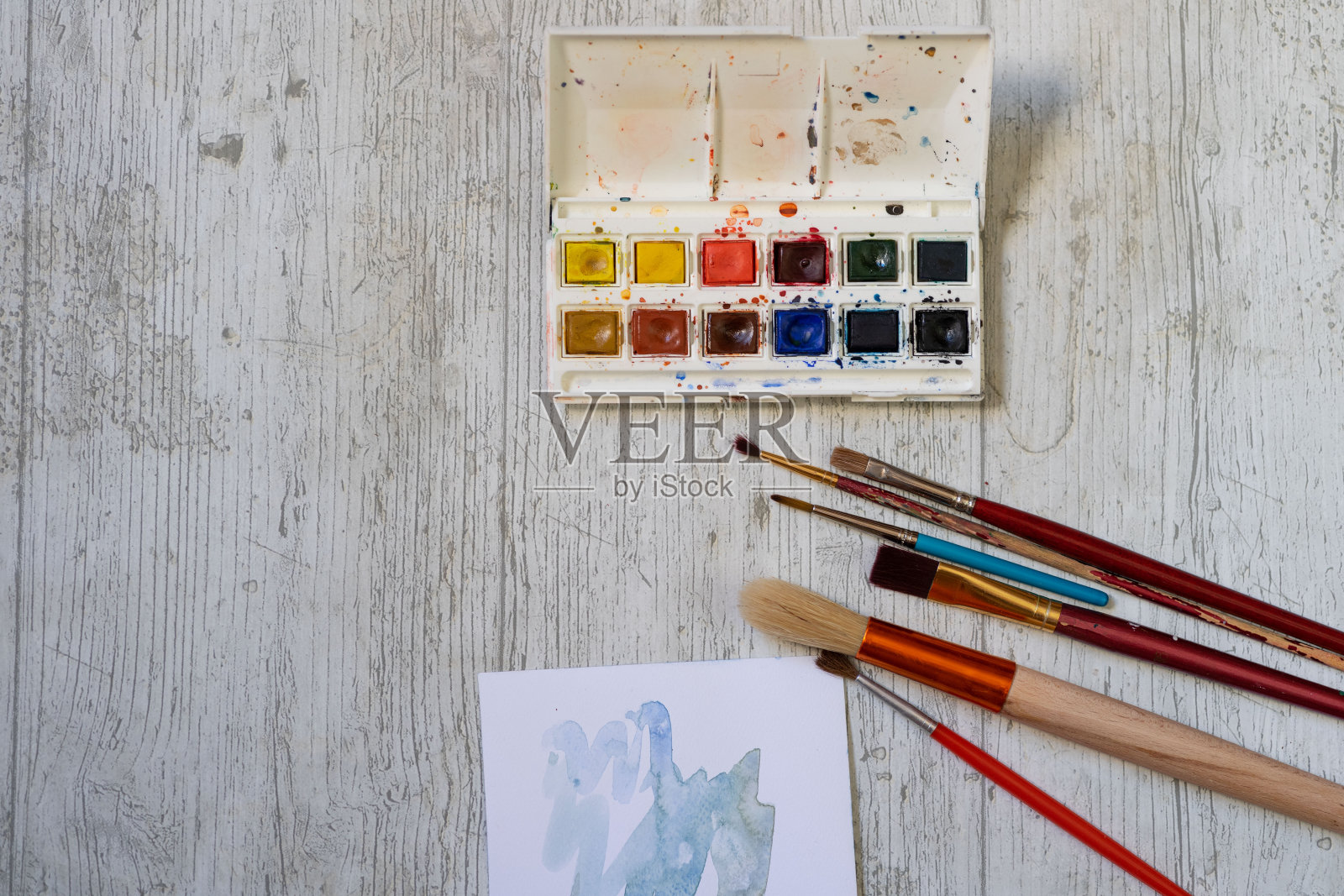 水彩画工具照片摄影图片