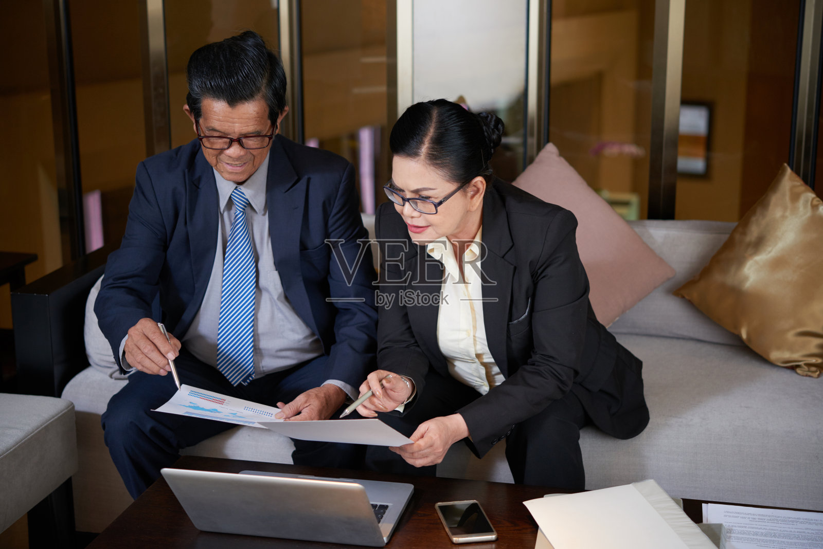 高级首席执行官和首席财务官会议照片摄影图片