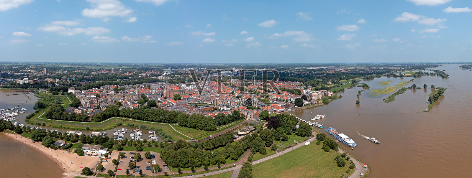 荷兰戈林赫姆市的空中全景图照片摄影图片