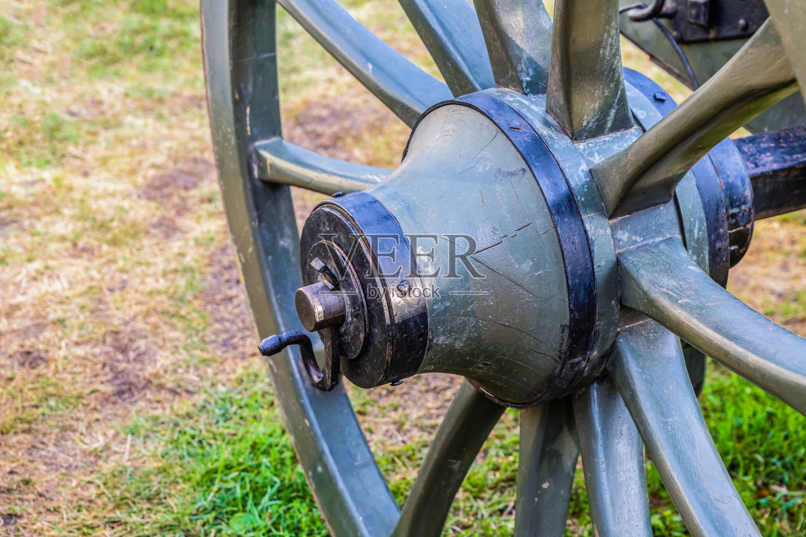 货车车轮传统黑色近距离地面背景照片摄影图片