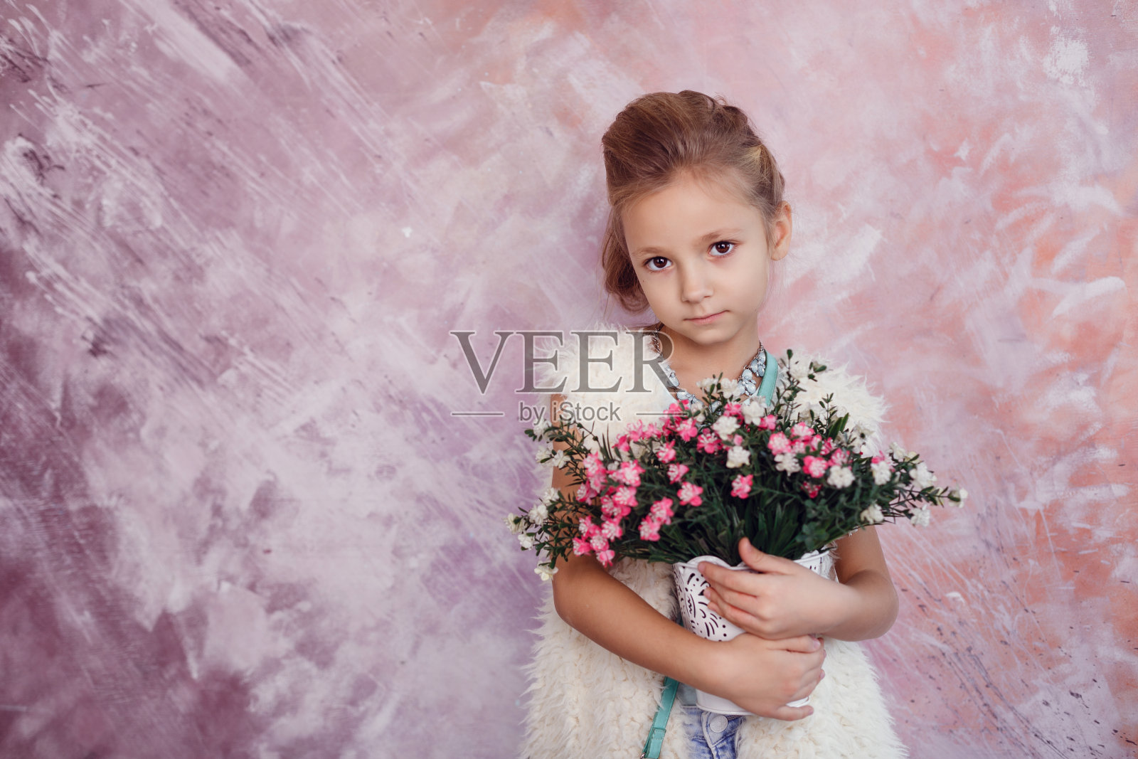 时尚小女孩肖像照片摄影图片