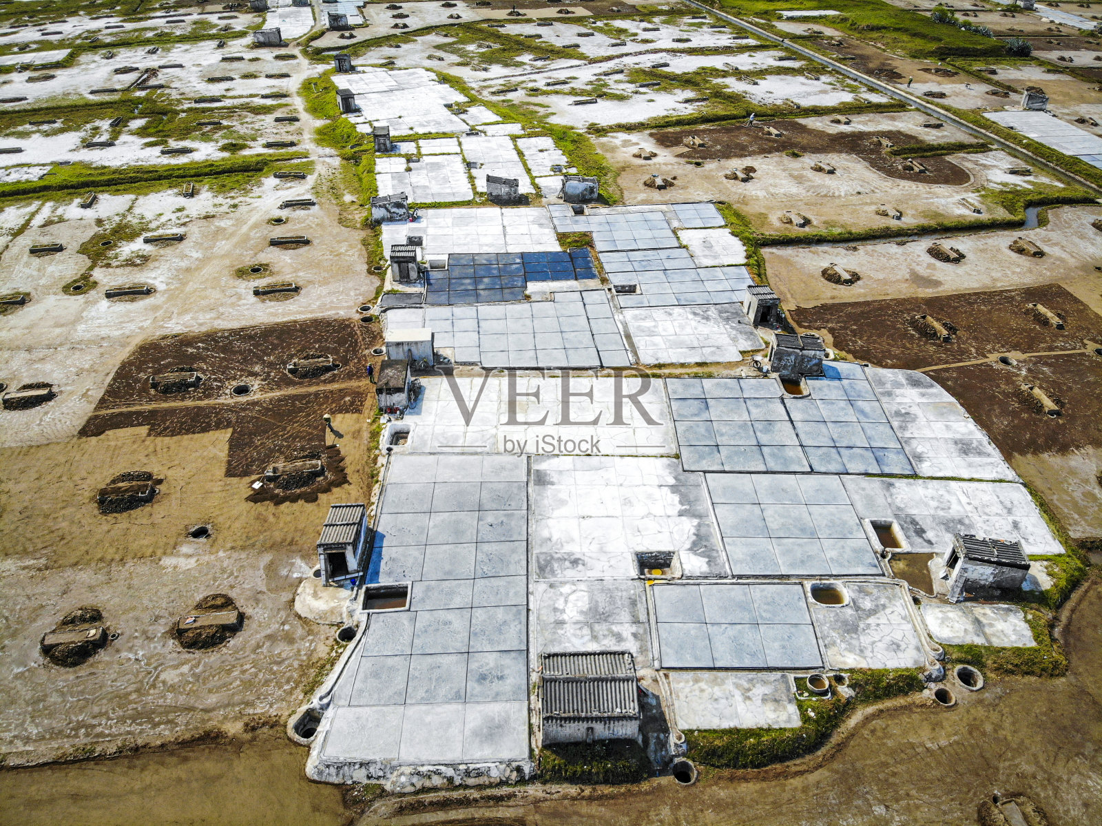 越南北部的Nghe省有一块很好的盐田照片摄影图片