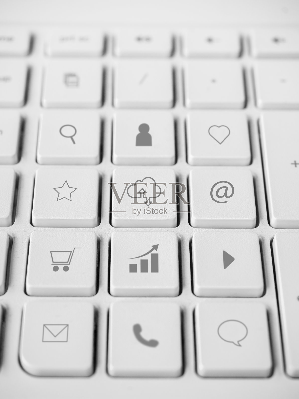 白色干净的纽扣上有商业和经济图标。图标素材