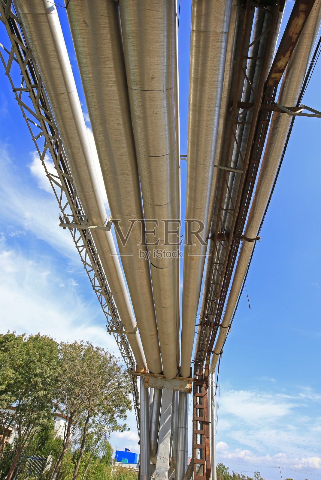 工厂的工业管道设备照片摄影图片