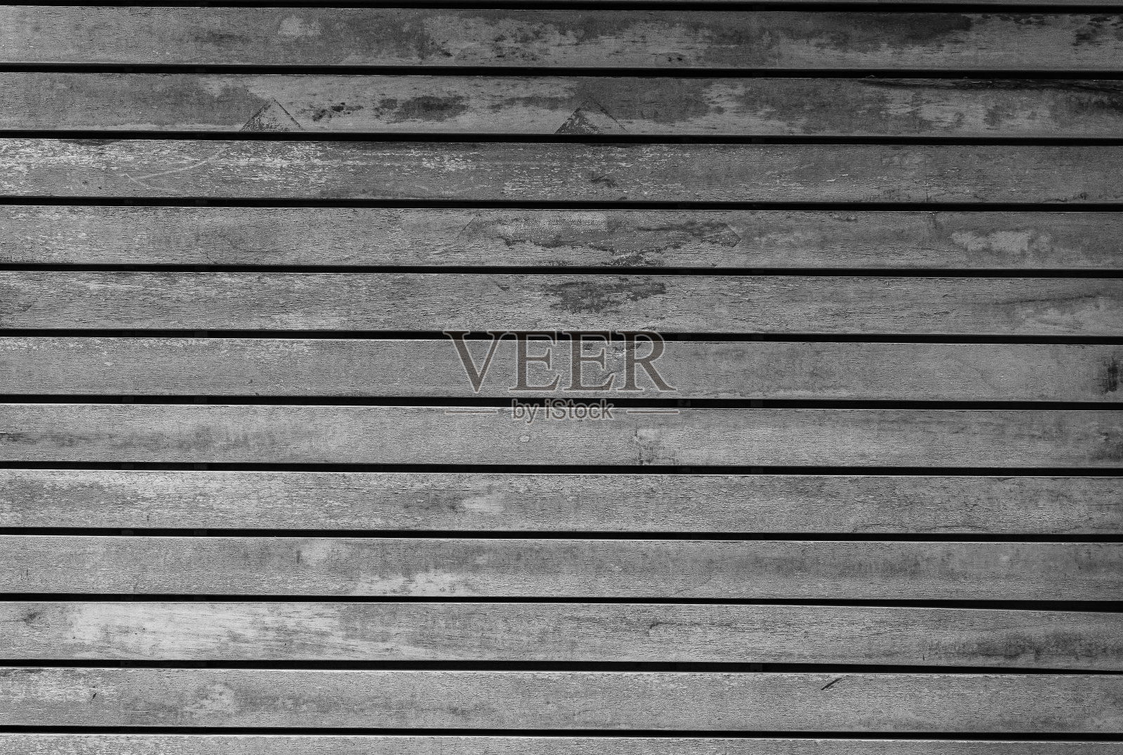 旧浅色木墙为无缝木。旧的灰色木板。灰色的木材表面。照片摄影图片