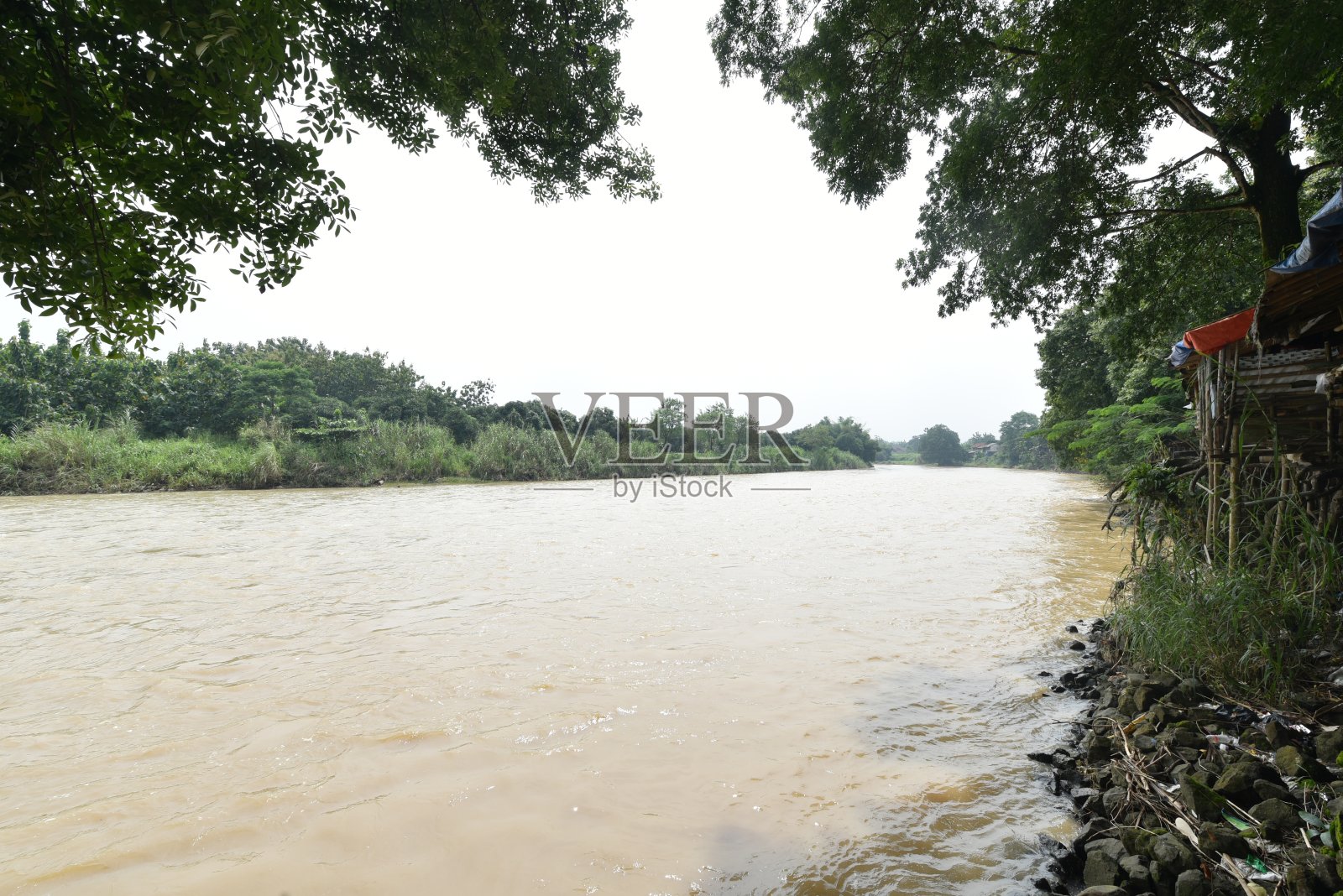 伟大的河流和美丽的风景照片摄影图片