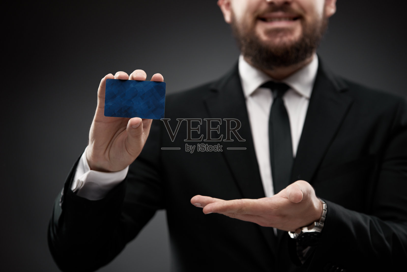 提供信用卡的商人关门了照片摄影图片