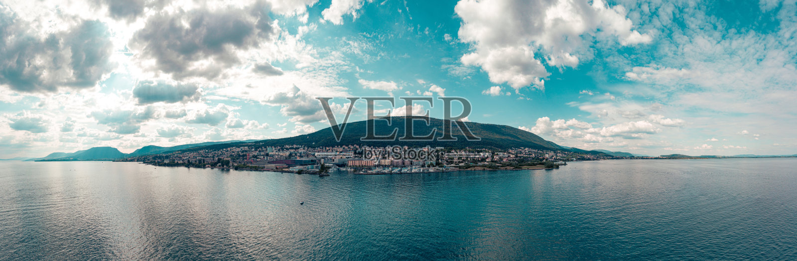 纳沙特尔全景照片摄影图片