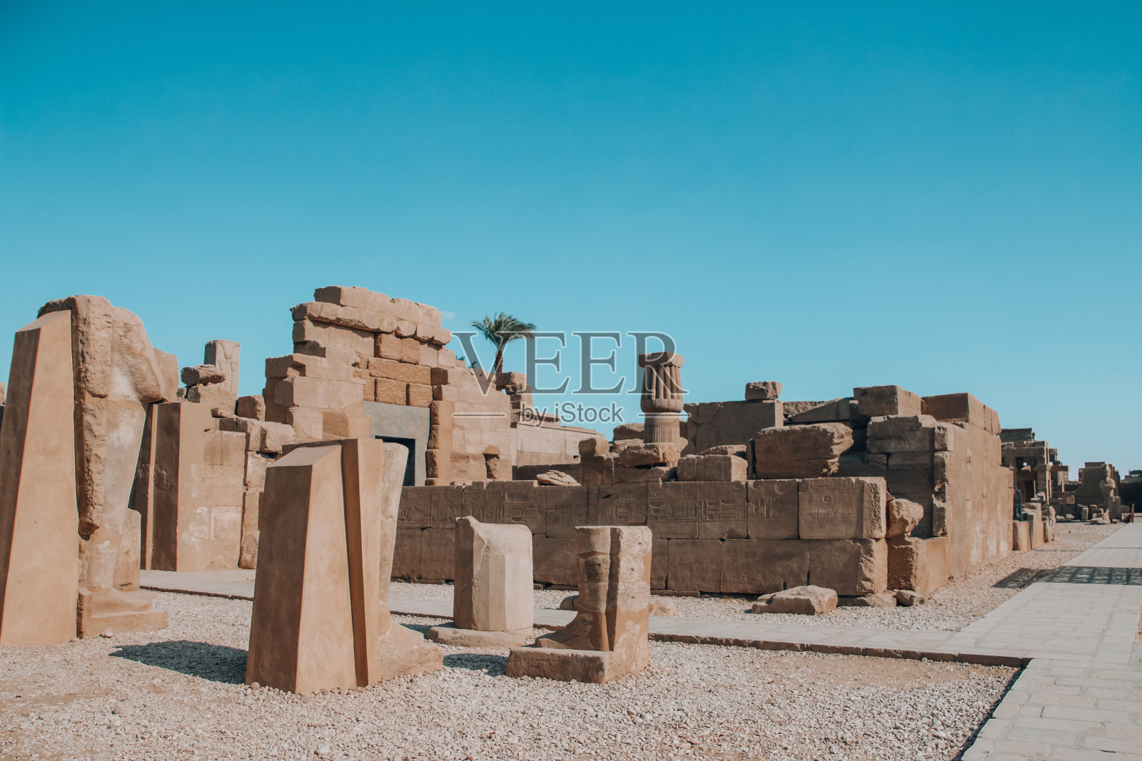 埃及卡纳克神庙遗址，卢克索最大的露天博物馆照片摄影图片