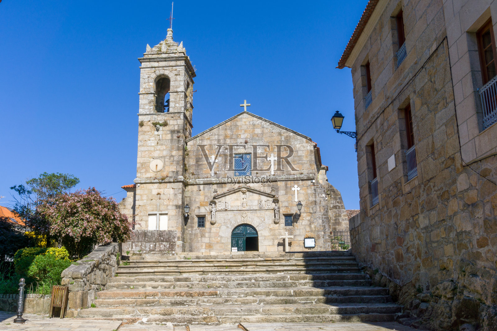 圣玛丽娜·德·坎巴多斯教堂照片摄影图片