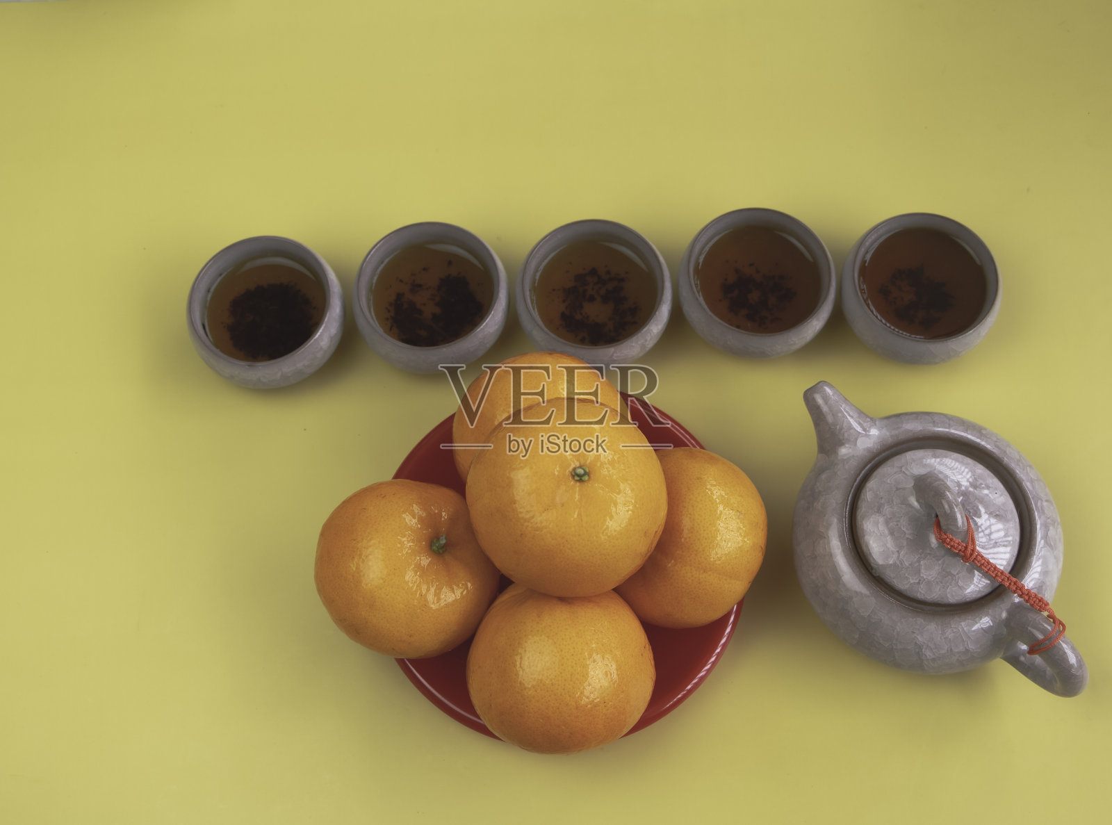 橙色放在中国茶旁边作为背景照片摄影图片