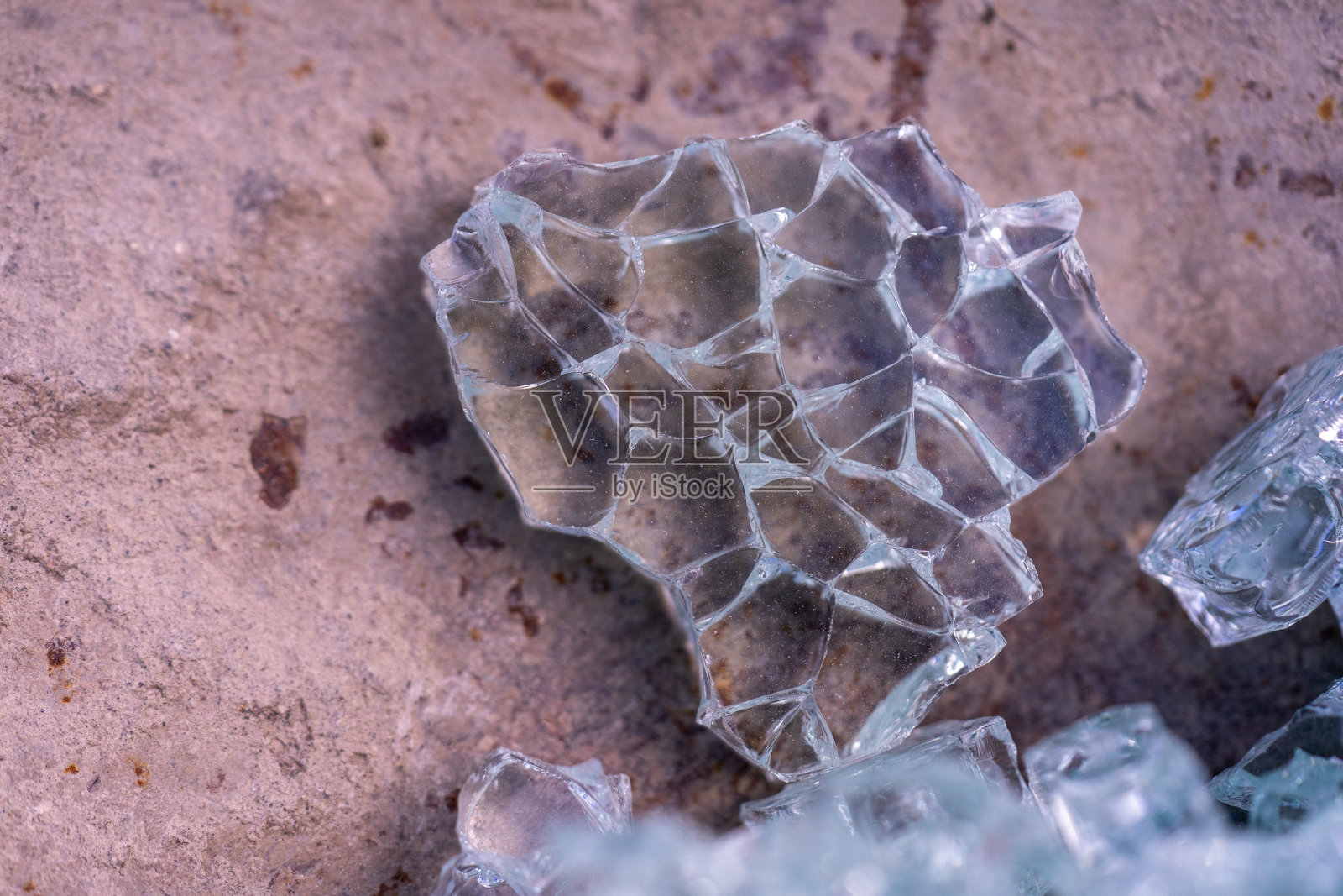 破碎的玻璃照片摄影图片