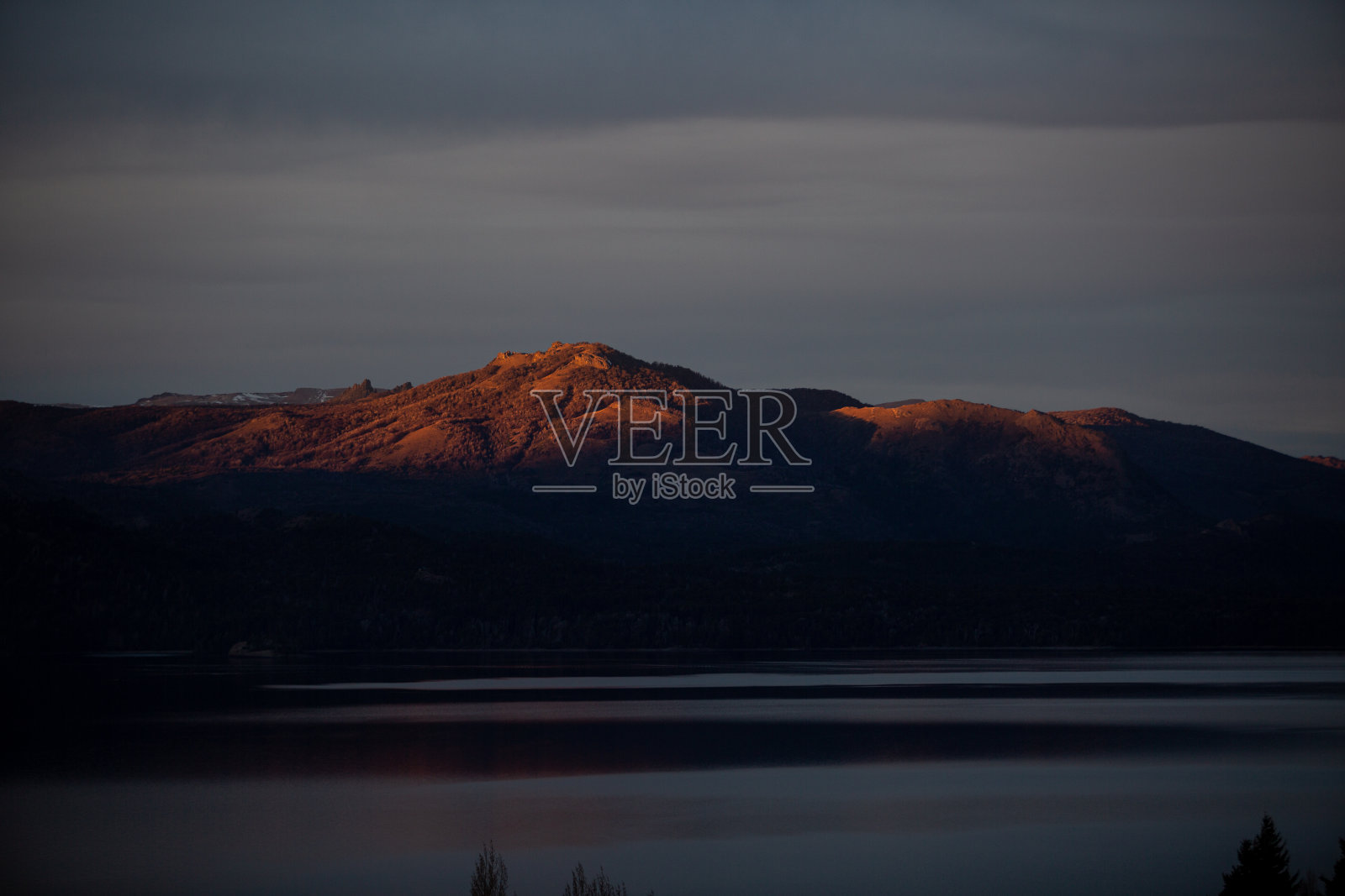 纳韦尔华皮的日落照片摄影图片