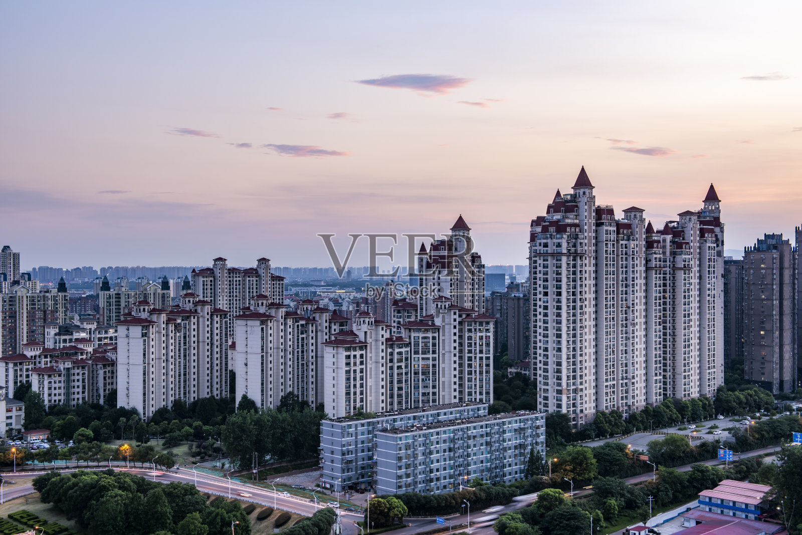 市中心壮观的日落景色照片摄影图片