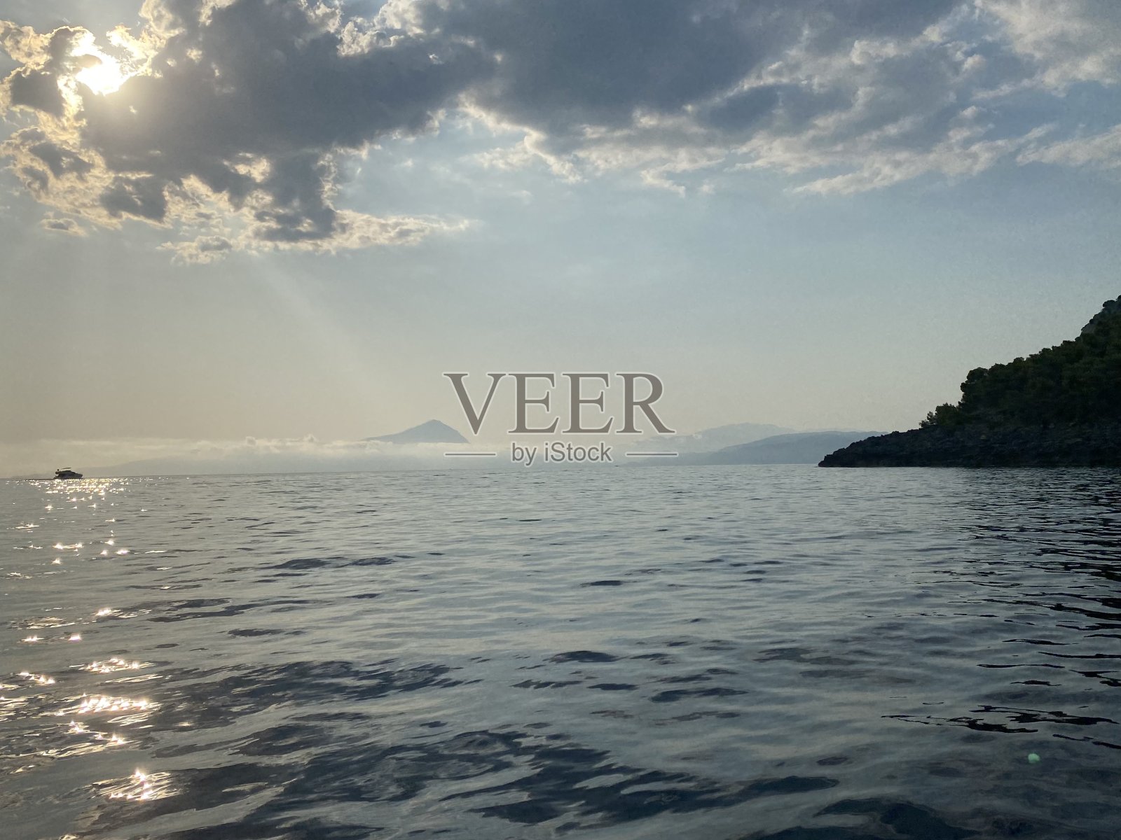 意大利巴利卡塔海岸村马拉提海岸照片摄影图片