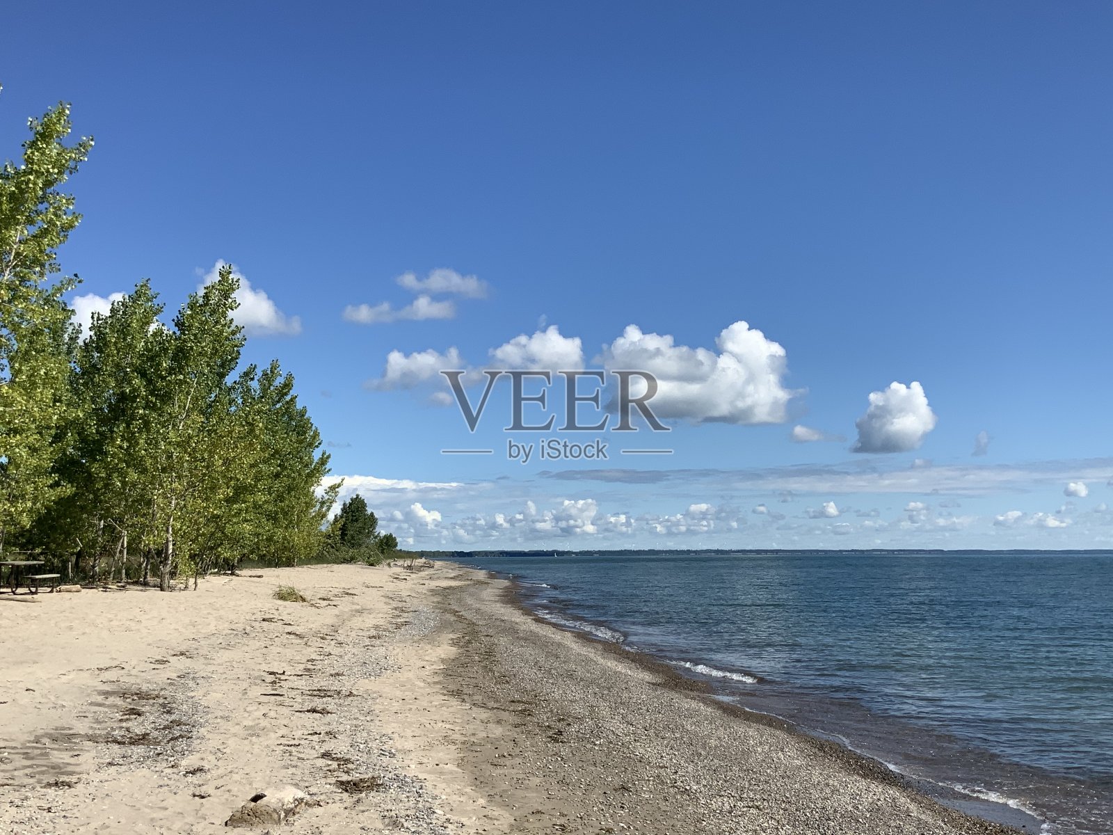 伊利湖上的夏日照片摄影图片