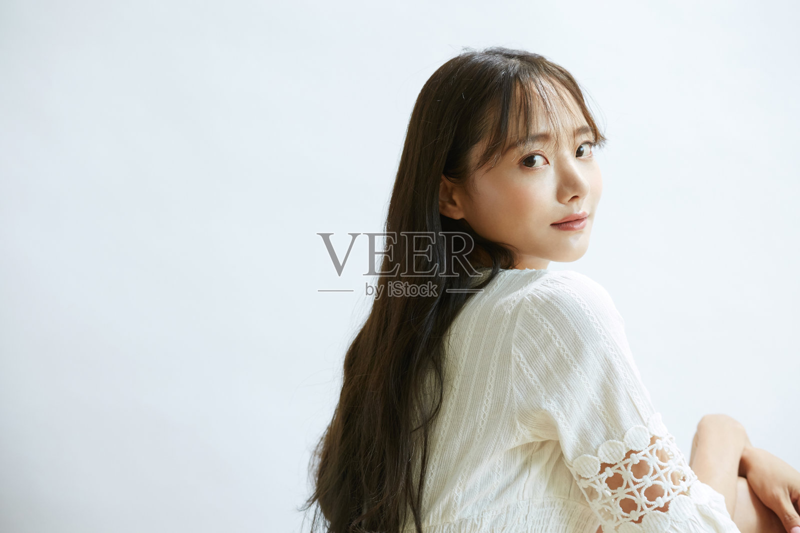 自然美丽的年轻亚洲女人肖像照片摄影图片