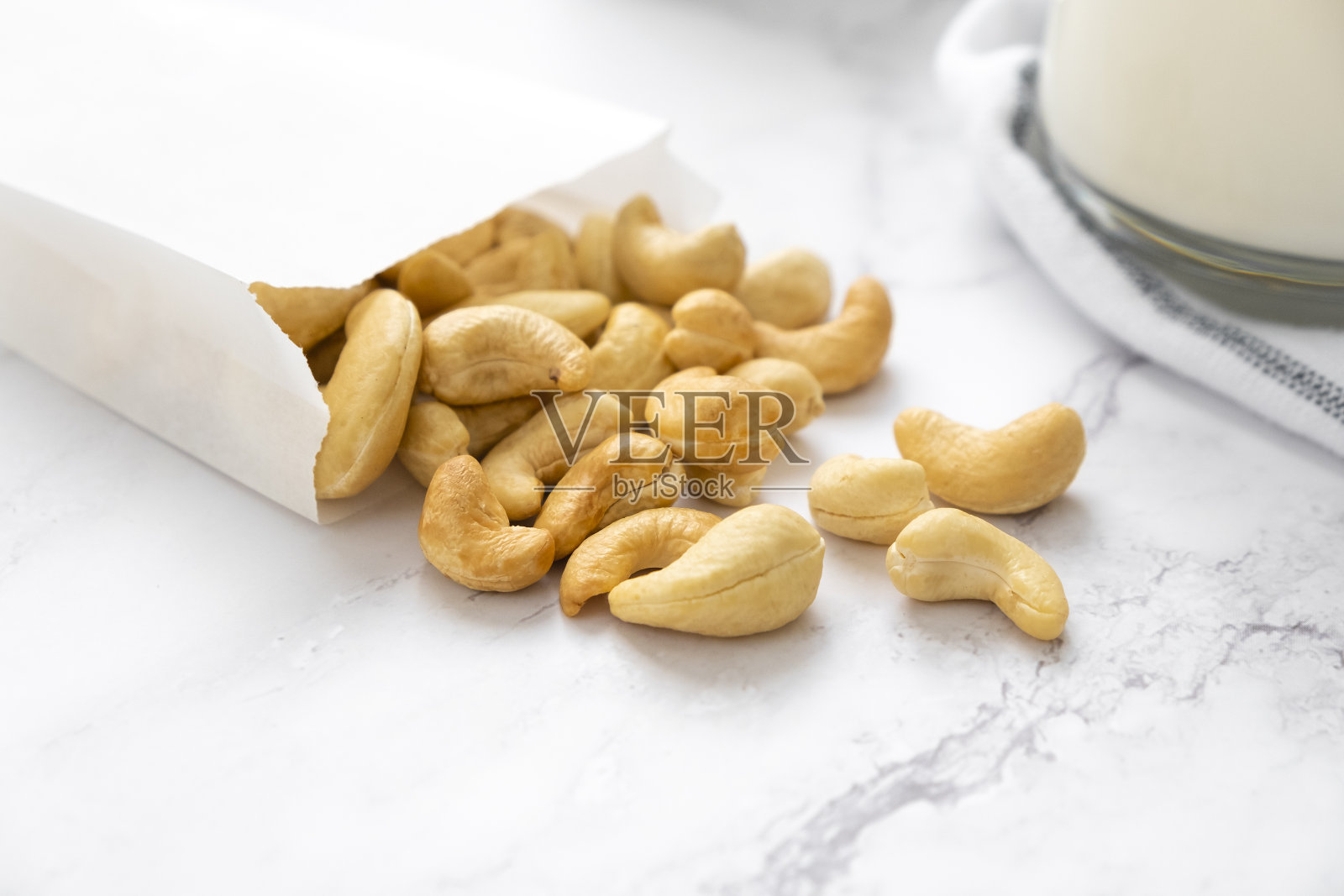 素食腰果牛奶照片摄影图片