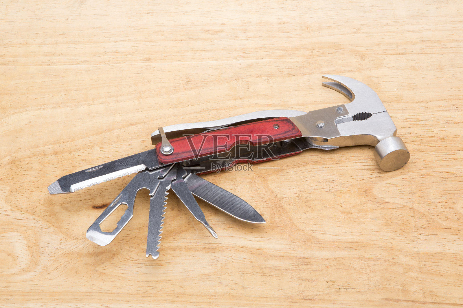 完全展开的多工具隔离在白色背景照片摄影图片