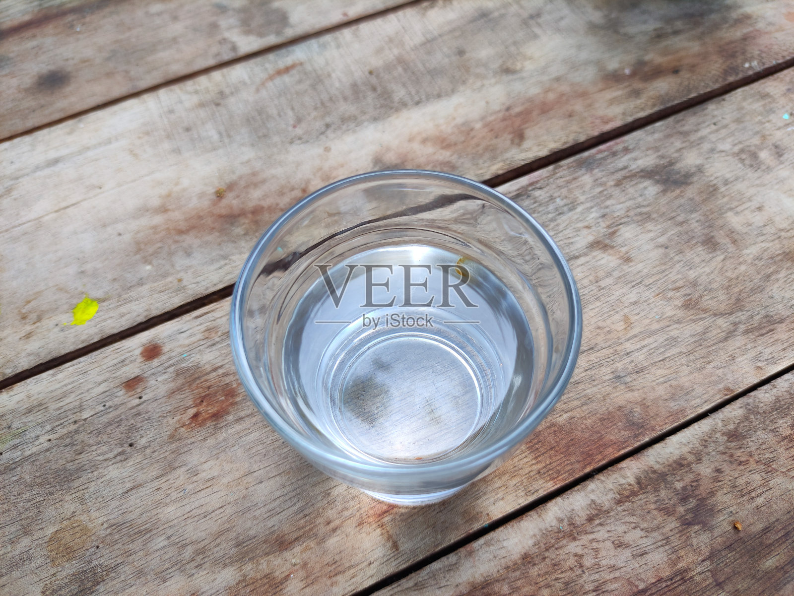 特写-玻璃杯照片摄影图片