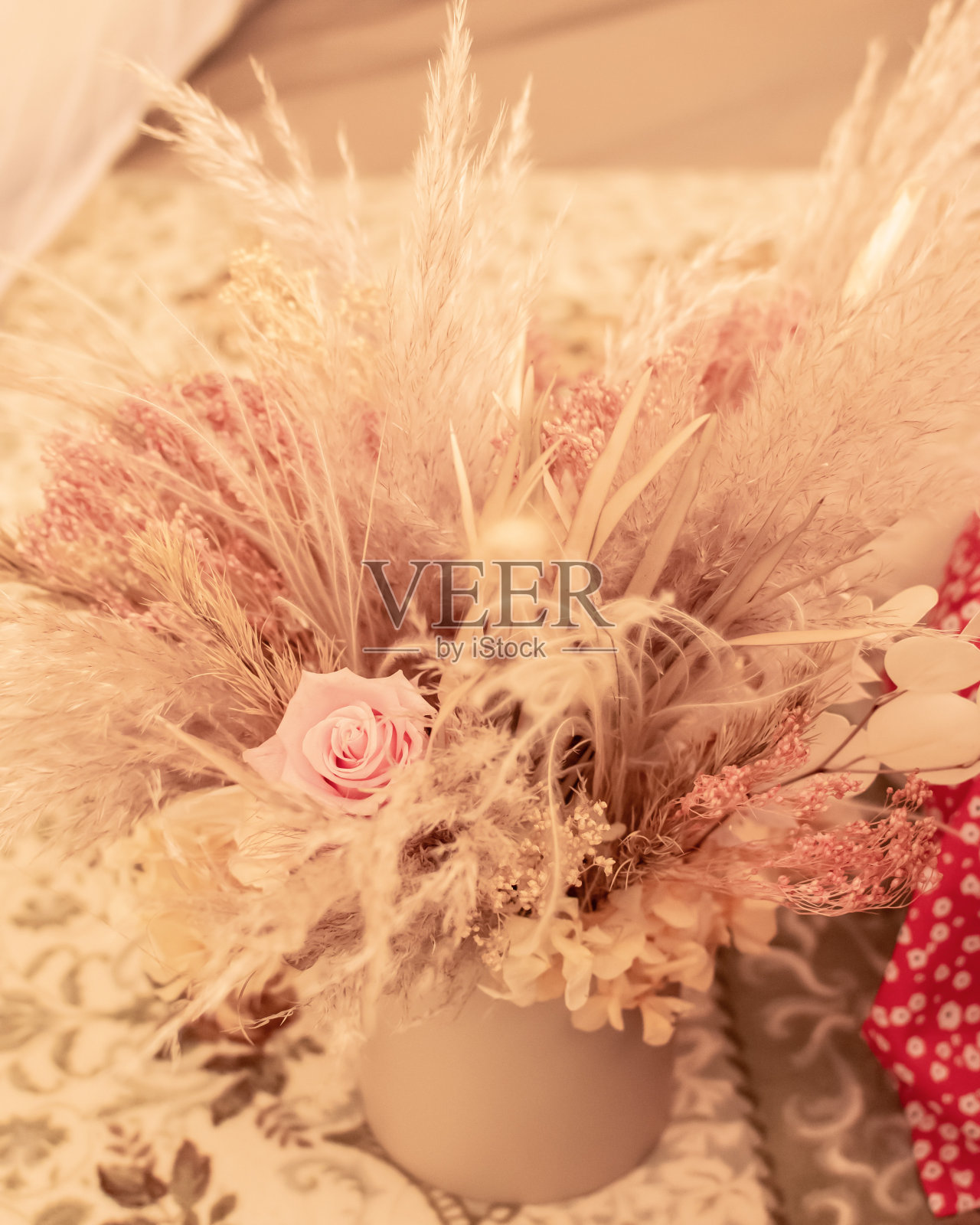 未婚女子的花照片摄影图片