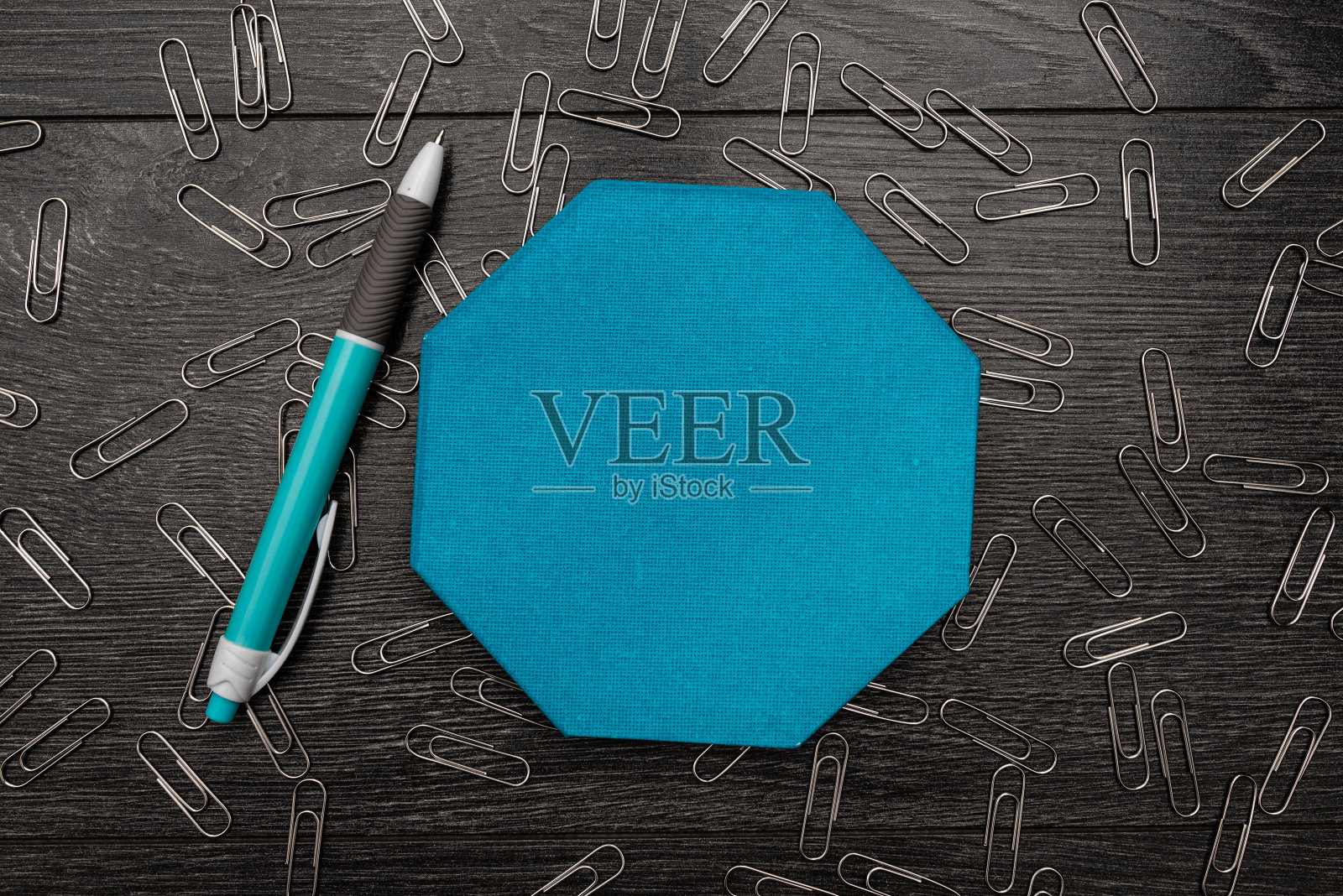 新想法，新概念，创意沟通，高效思维，写作材料，商业工具，备忘录，办公用品，空白纸照片摄影图片