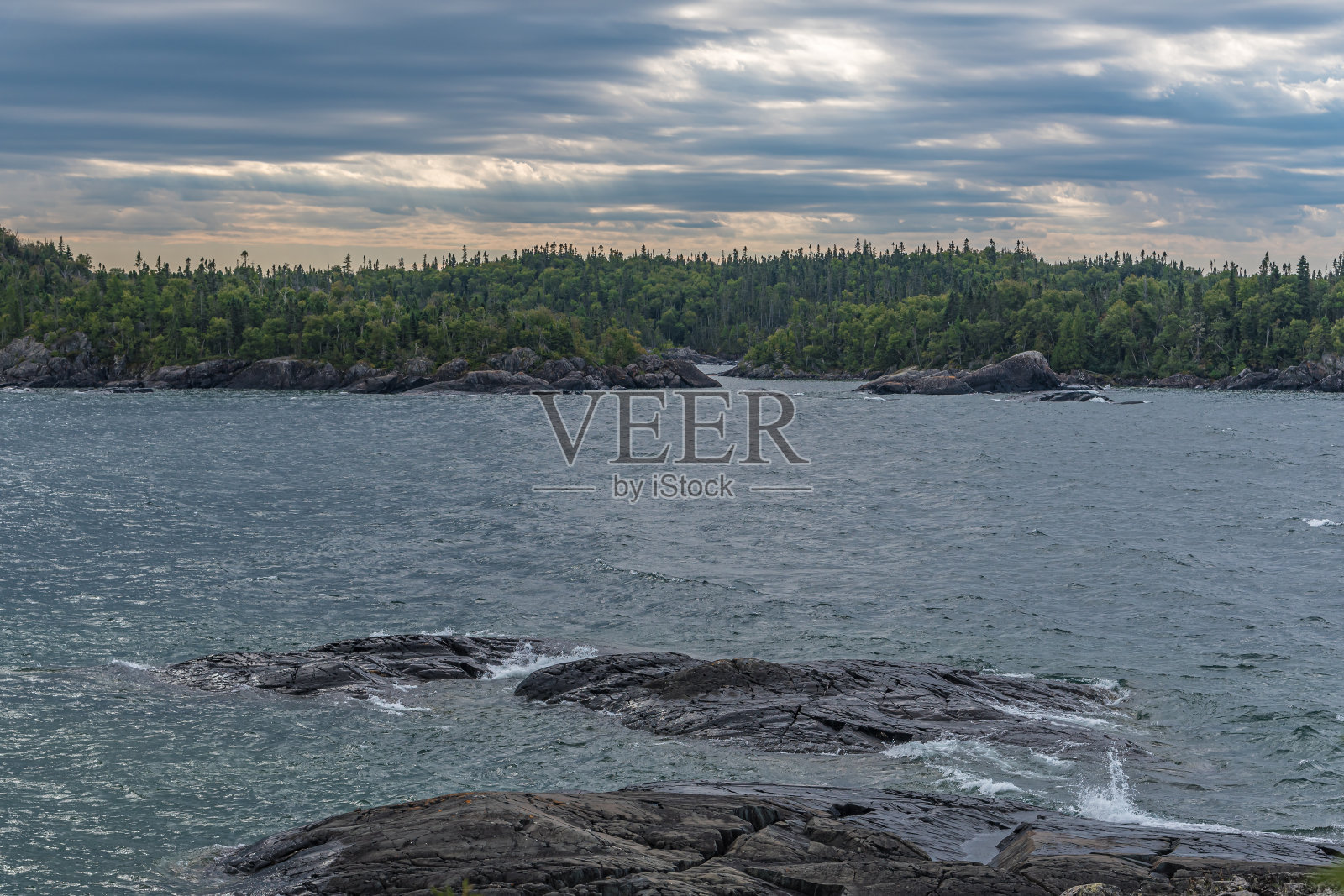 岩石海岸照片摄影图片