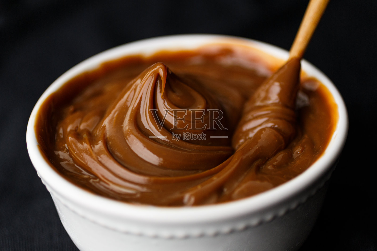 传统的阿根廷牛奶酒照片摄影图片