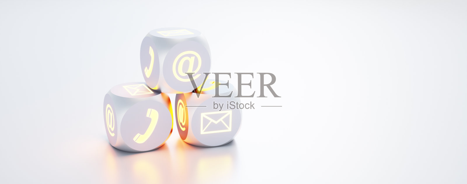 骰子与段落符号在白色的背景照片摄影图片