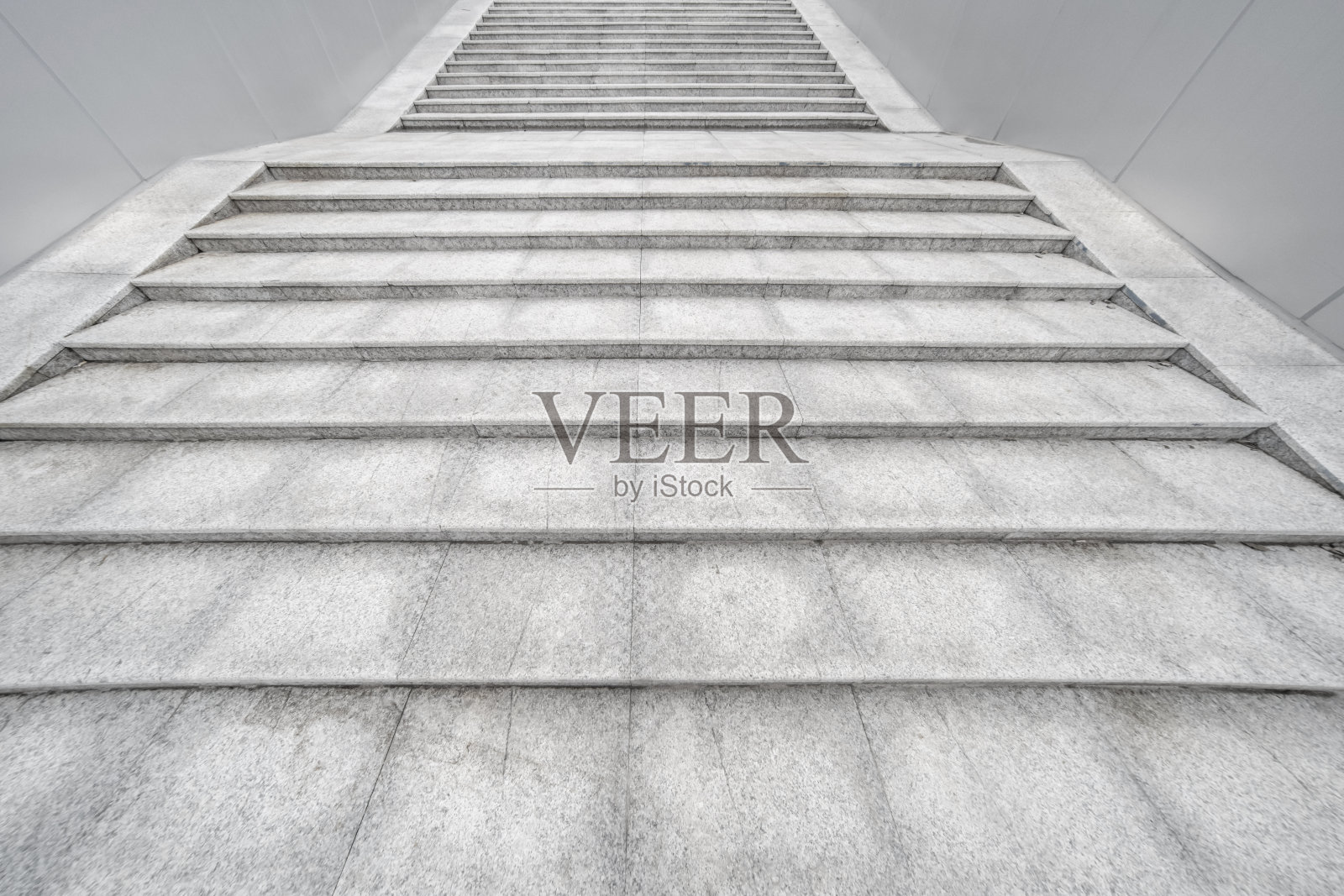 城市公共地下通道照片摄影图片