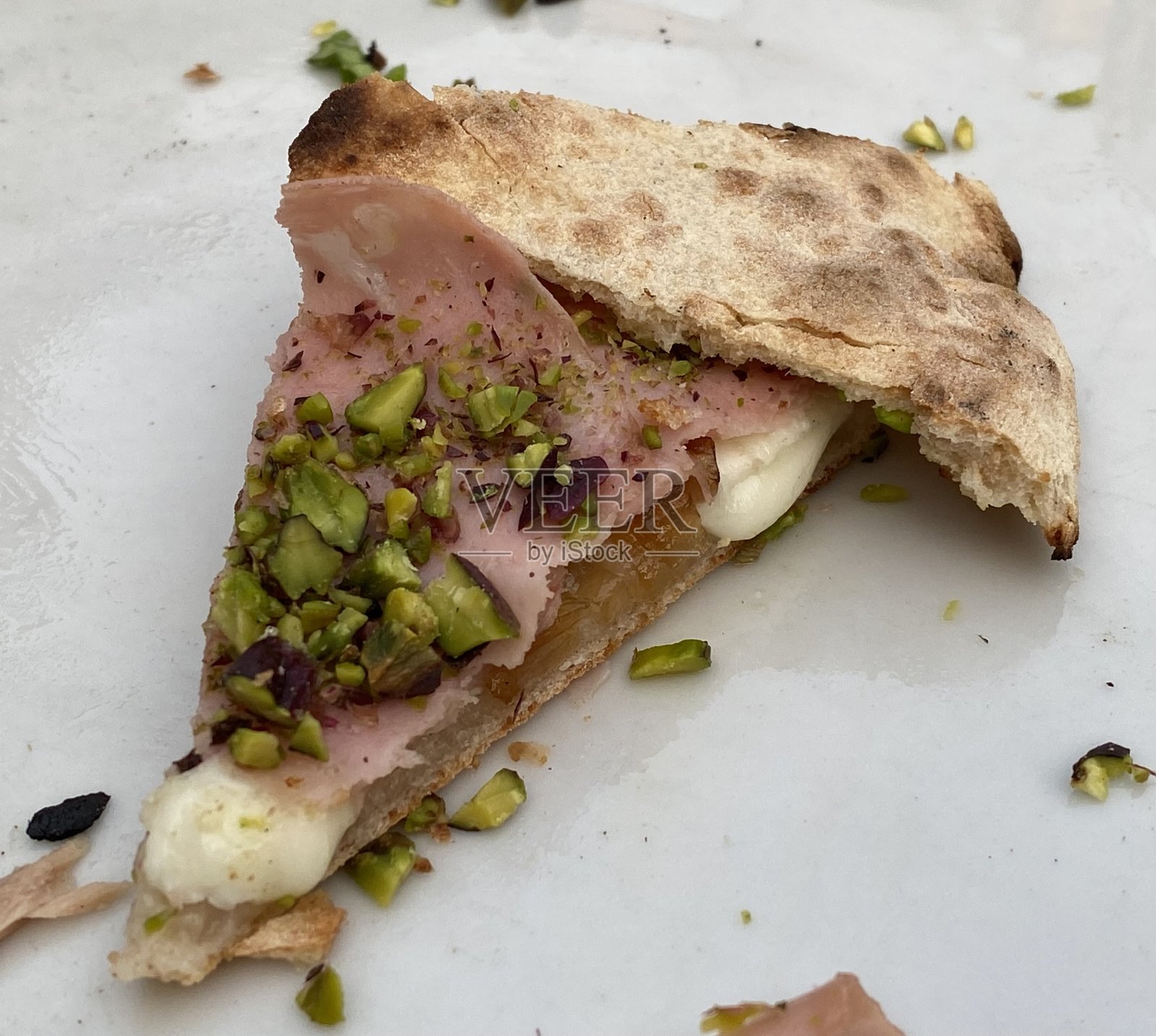 意大利熏肠，开心果，香肠，煮香肠照片摄影图片