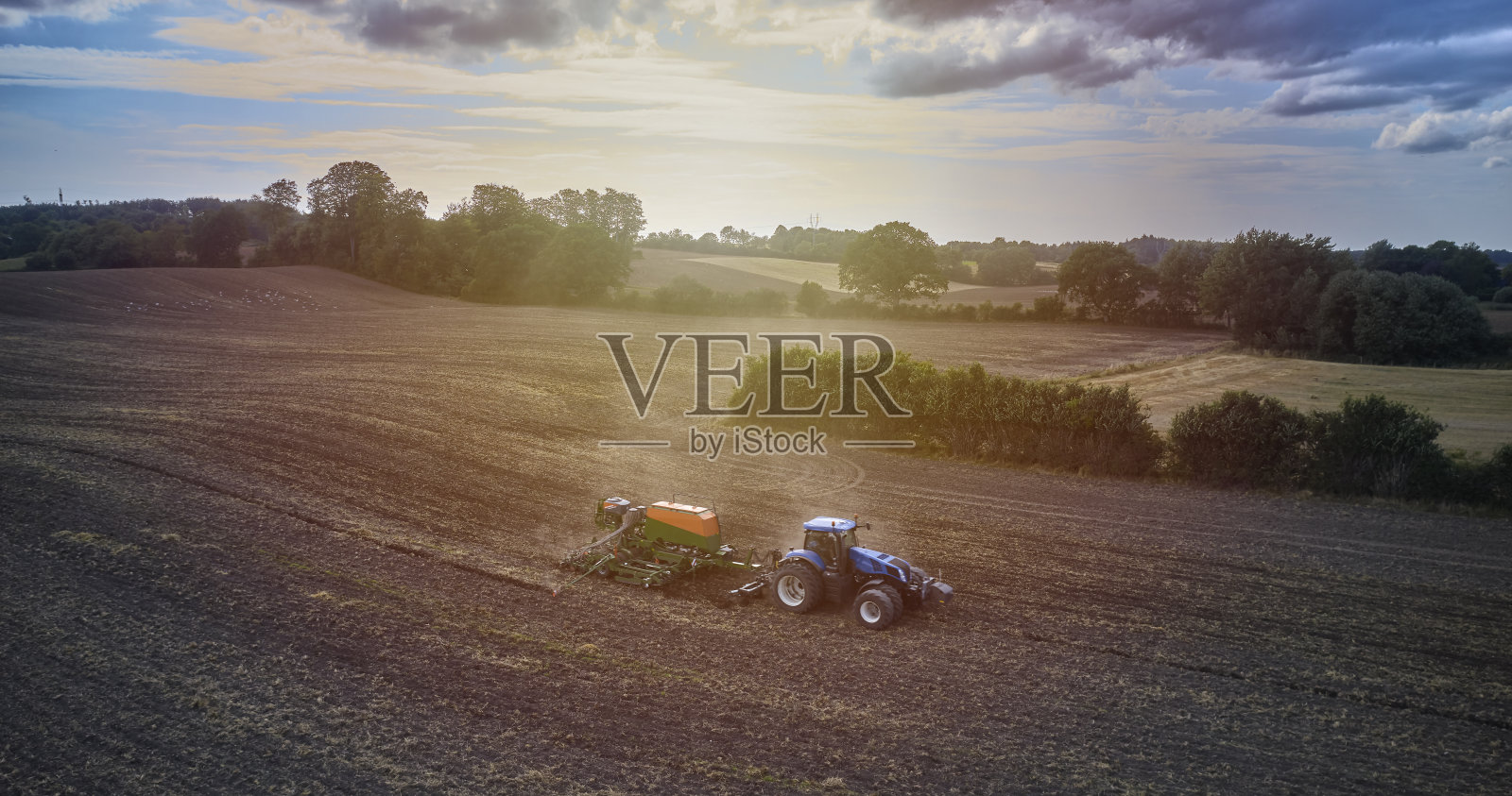 联合耙和播种机照片摄影图片