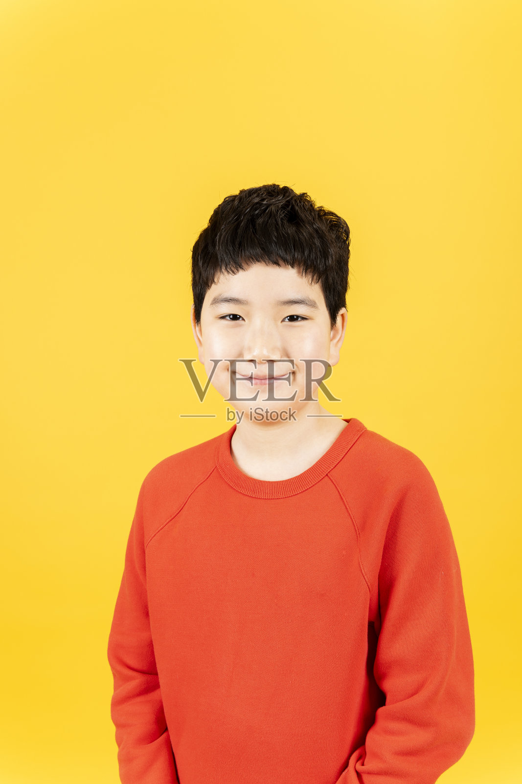 韩国小男孩照片摄影图片