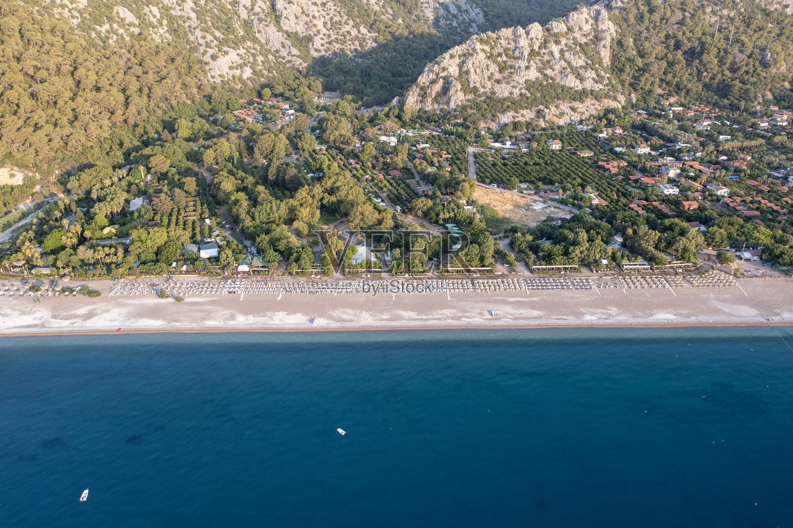 安塔利亚市奥林匹亚和西拉利的鸟瞰图照片摄影图片