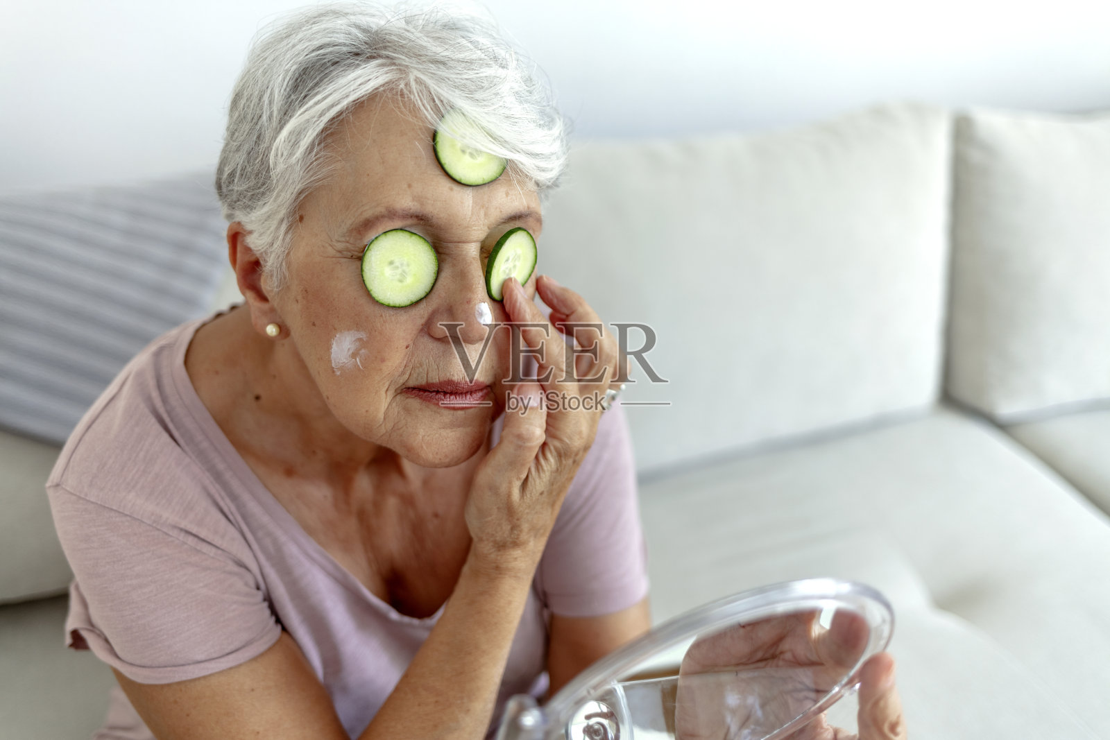 居家Spa美容，有机化妆品，身体护理理念。照片摄影图片