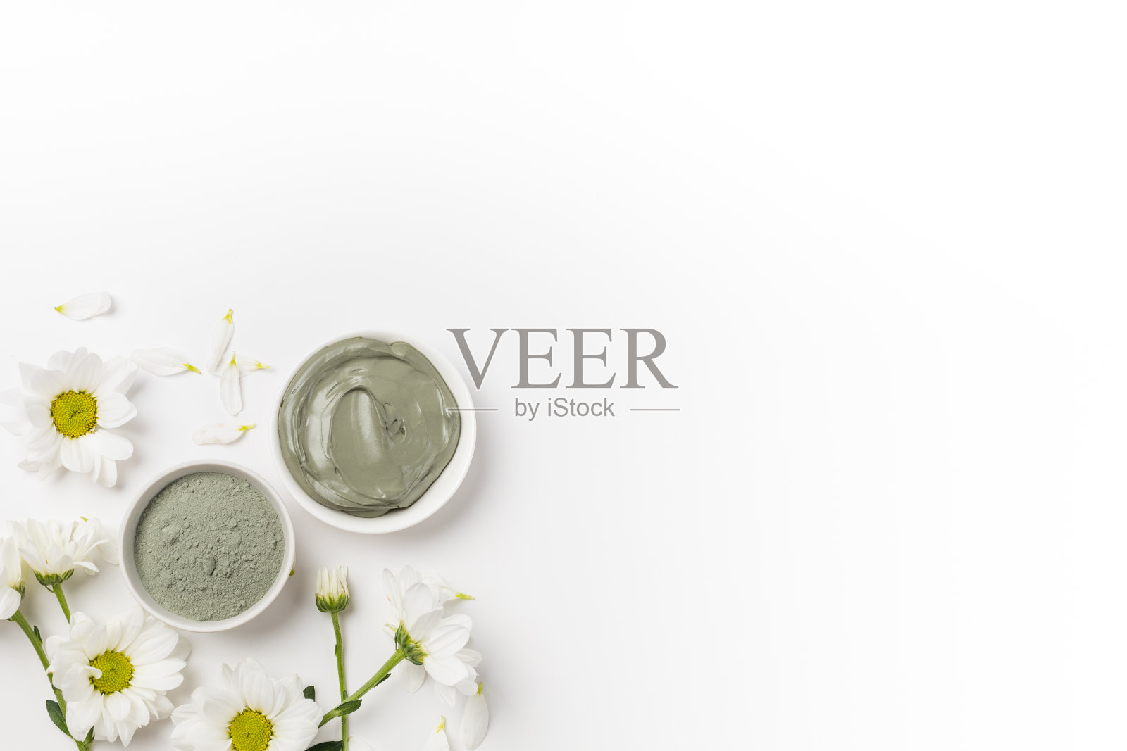 两碗白泥做脸照片摄影图片