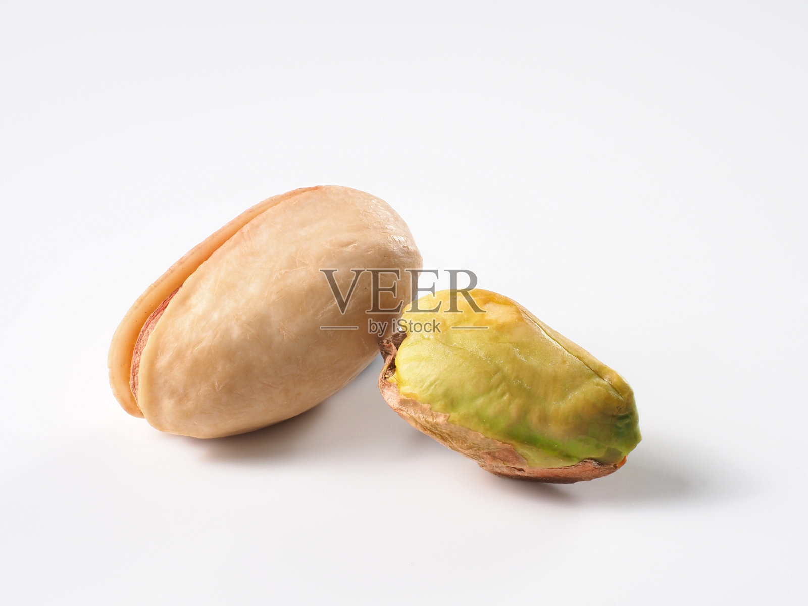 开心果在白色背景上照片摄影图片