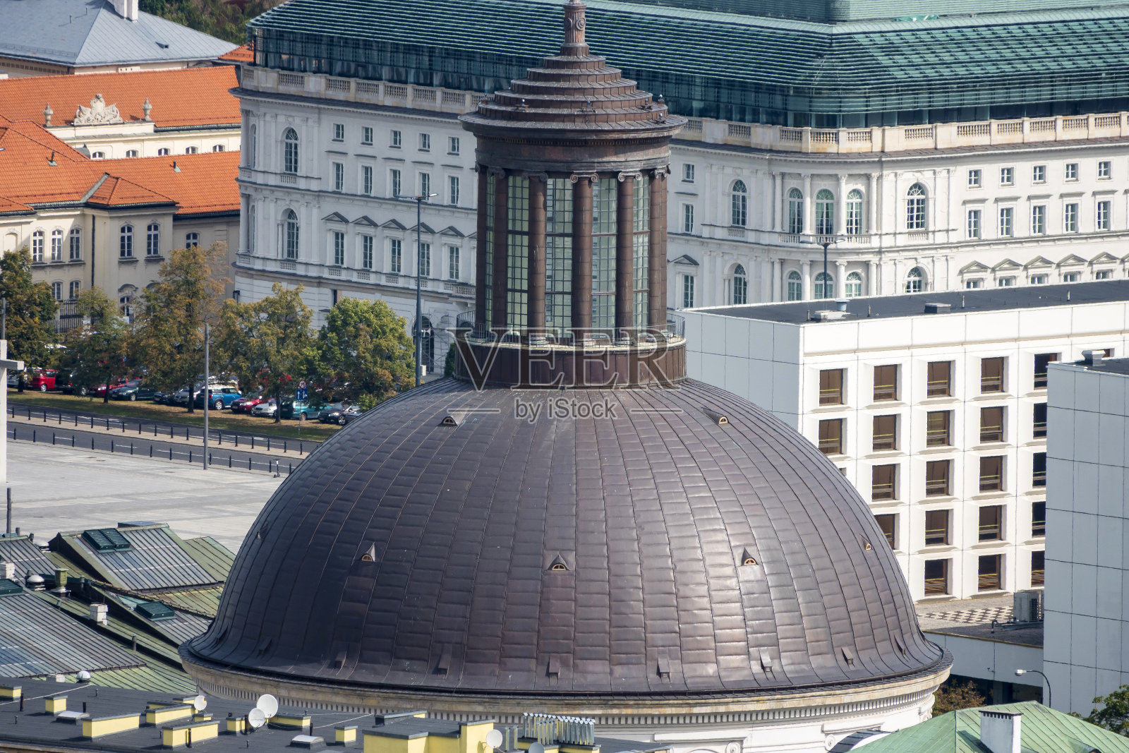 波兰华沙圣三一教堂照片摄影图片