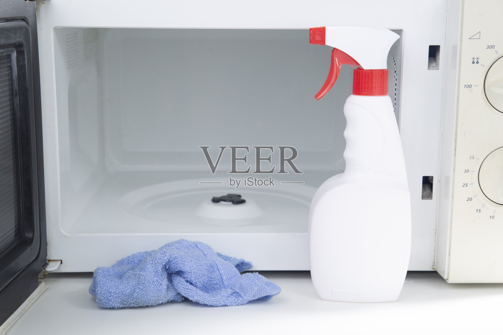 清洗微波炉照片摄影图片