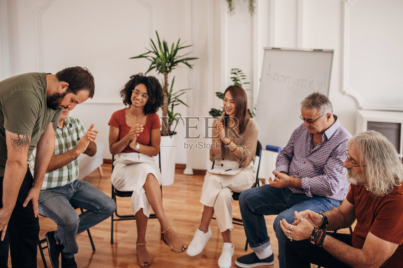 支持团体治疗照片摄影图片