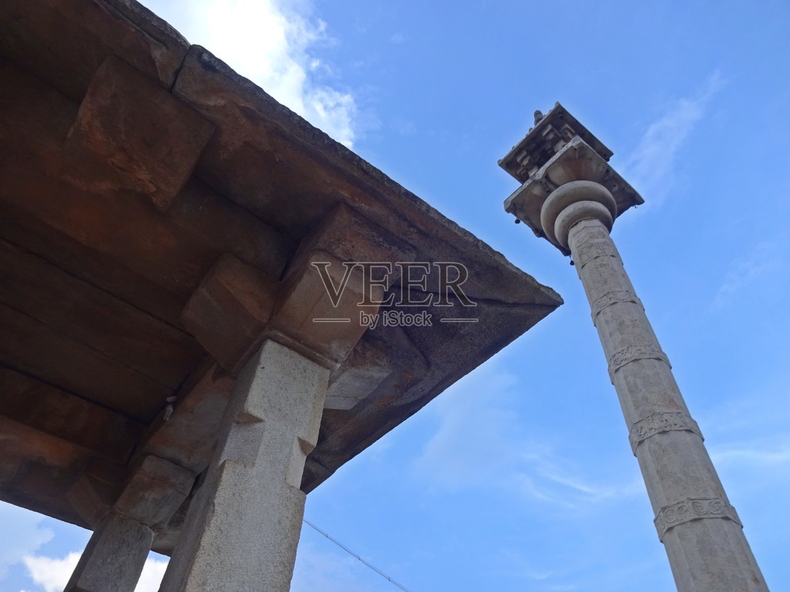 卡纳塔克邦的昌德拉吉里山耆那教寺庙哈桑照片摄影图片