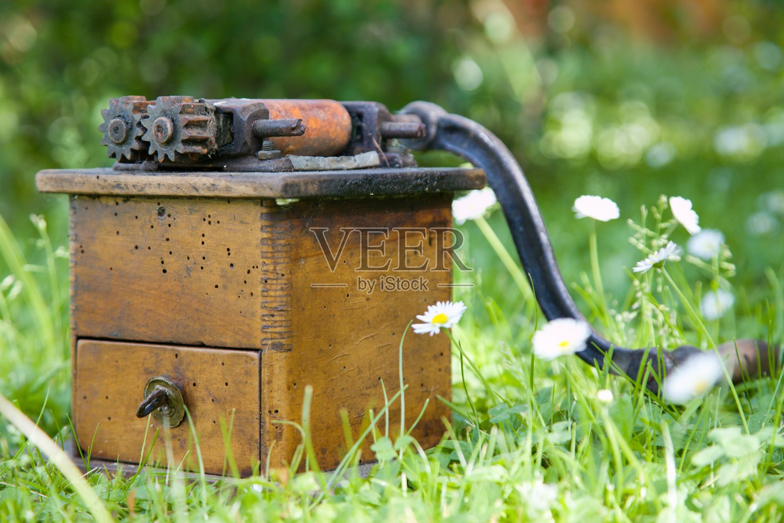 老磨床照片摄影图片