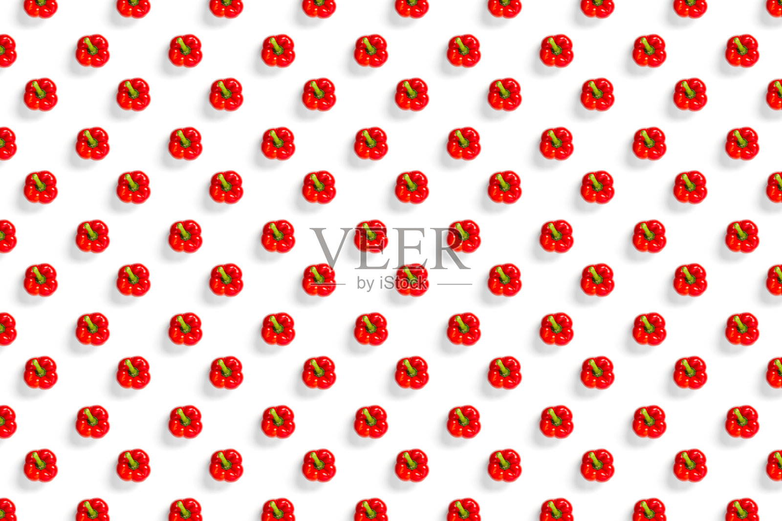 白色背景下的保加利亚红辣椒。背景非无缝模式照片摄影图片