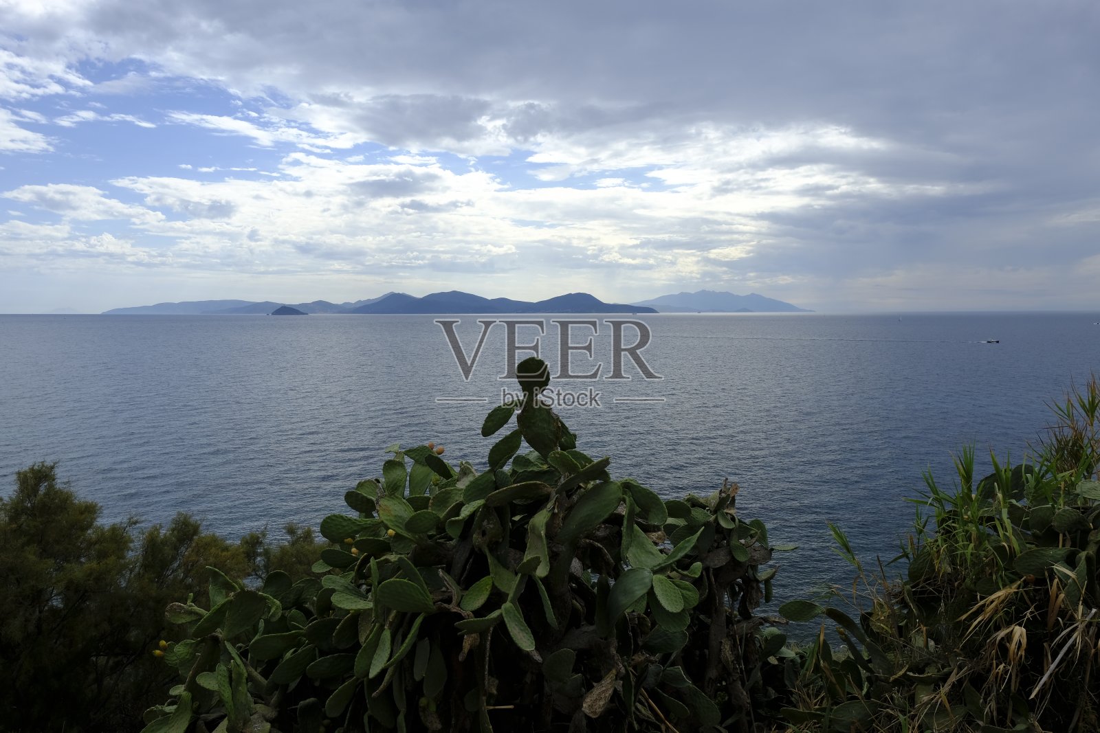 托斯卡纳海上的日落照片摄影图片