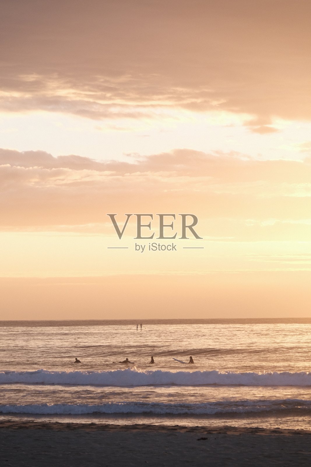 清晨在曼利海滩照片摄影图片