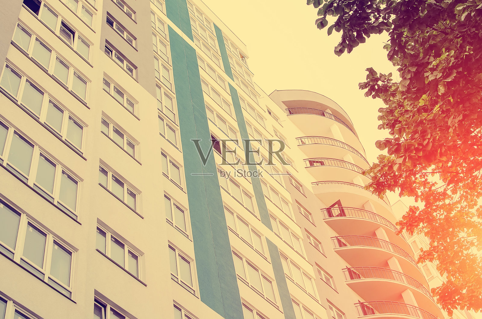 俄罗斯多层现代住宅楼照片摄影图片