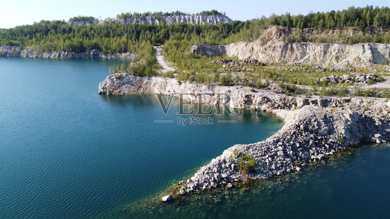 鸟瞰采石场照片摄影图片